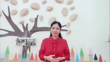 Tạo hình: Làm hoa tặng cô - GV : Chu Tâm
